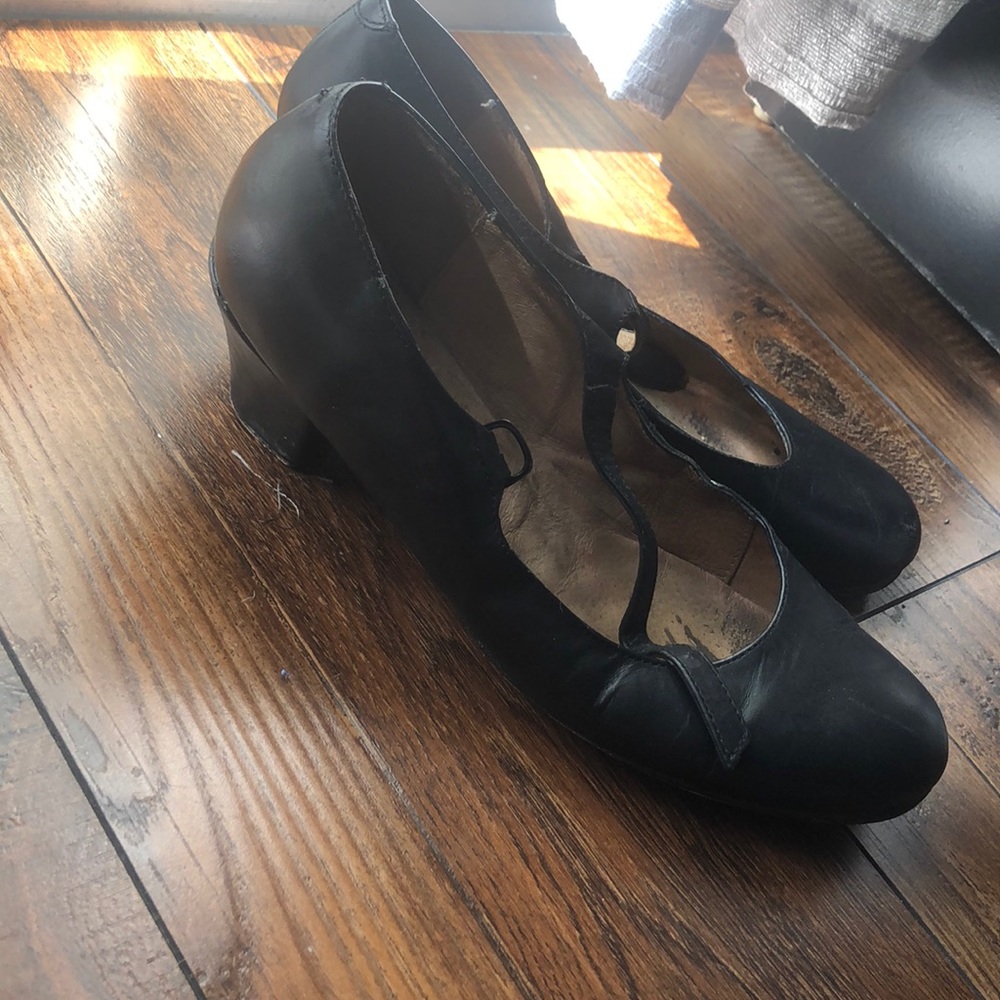Tap shoes